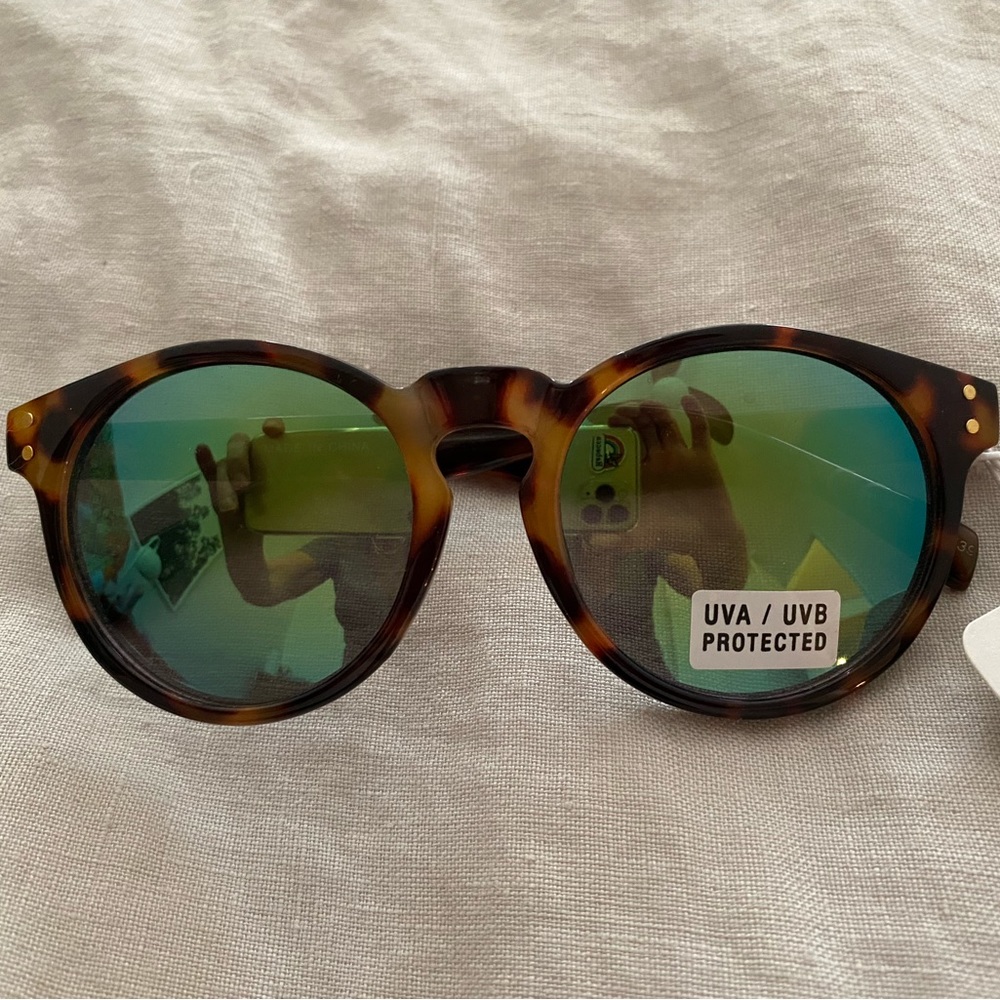 NWT Crewcuts sunglasses
